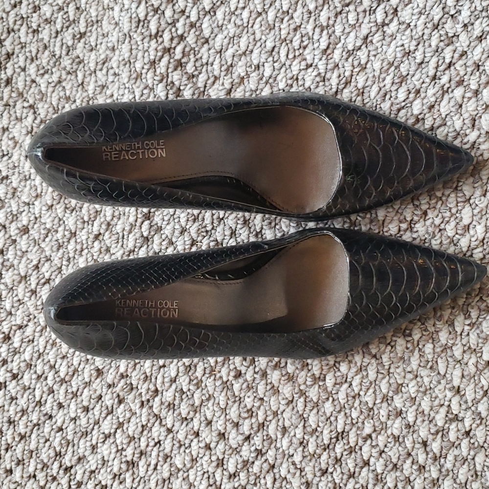 Womens Size 10M Kenneth Cole Reaction Shoes